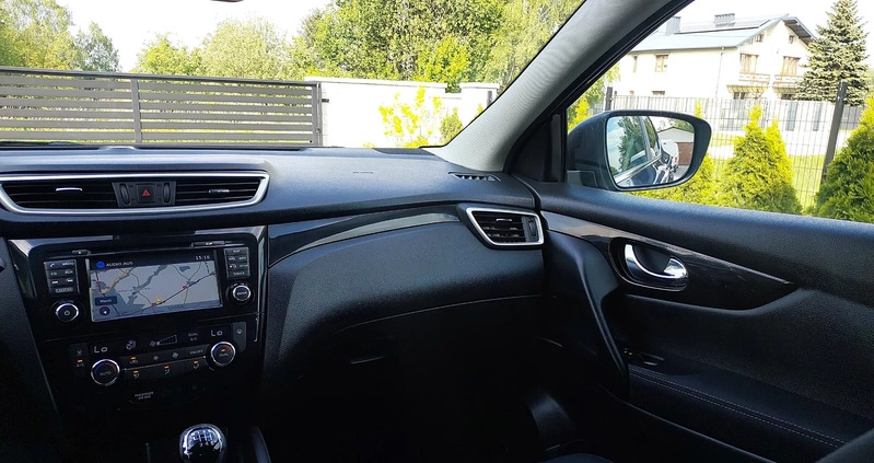 Nissan Qashqai cena 49900 przebieg: 130500, rok produkcji 2014 z Przemyśl małe 154